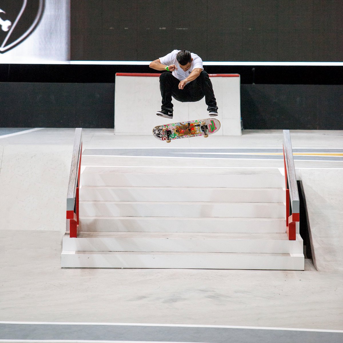 Switch front heel 🇩🇪 📷 Marcel Veldman <a href="/nikesb/">NIKE SB</a> <a href="/_primitiveskate/">Primitive skate</a>