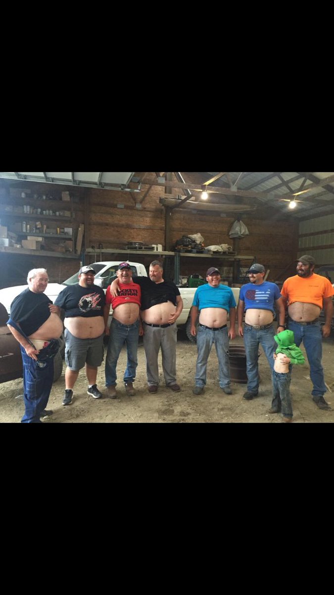 alexis_main12's tweet photo. @EzekielElliott @itz_mizdee #savethecroptop Grandma Lora said- The new crop tops! https://t.co/GQdP3QRcva