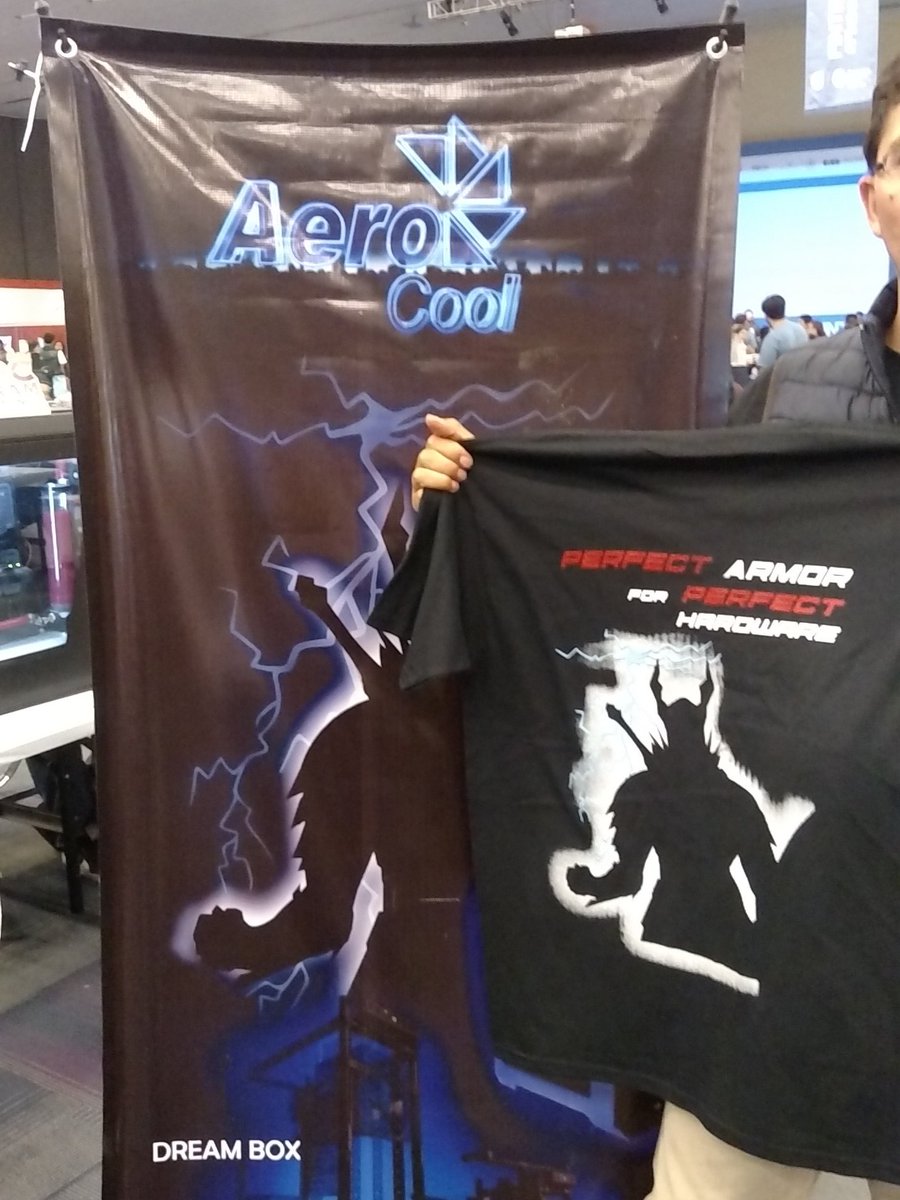 AeroCoolMex's tweet photo. Quieren una playera??? #CPMX7 #CPMX16 #aerocoolcpmx https://t.co/EbIwYymx0c