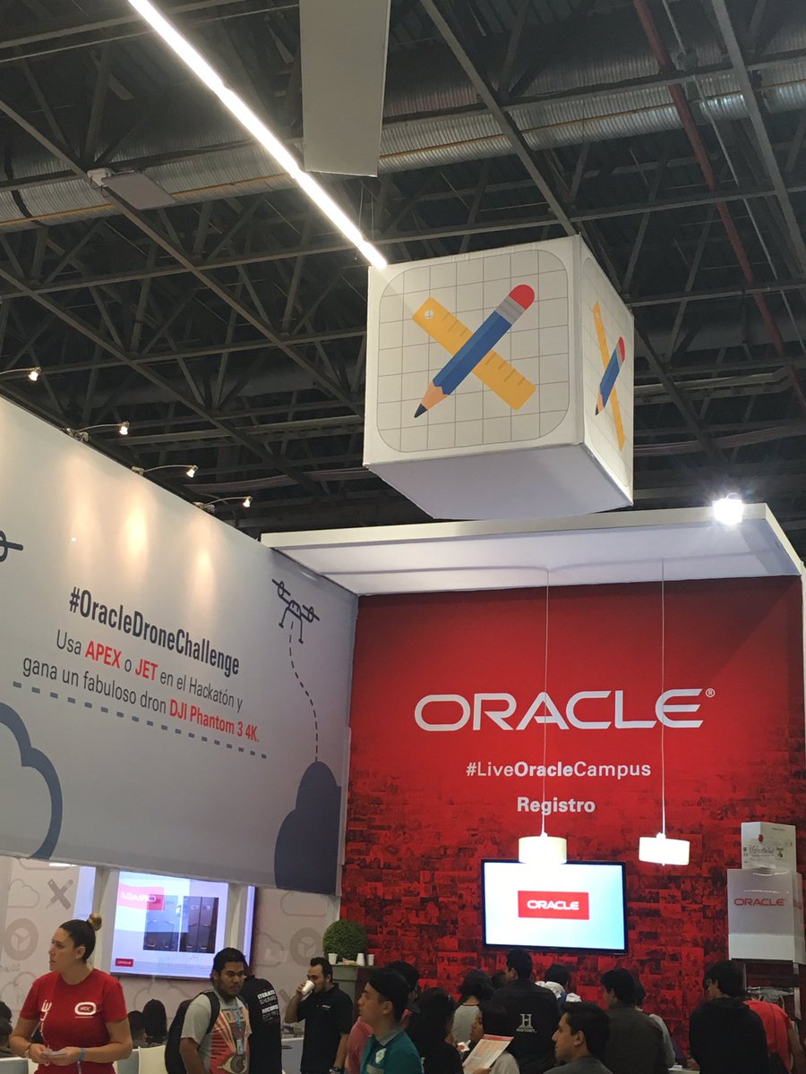javierisaai's tweet photo. @Oracle at #CPMX7 #CampusParty #orclapex #BigData #LiveOracleCampus @Oracle_MX https://t.co/9ubwyVpHT1