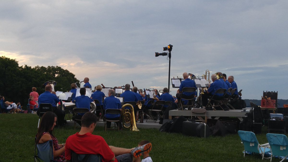 Barbanellb's tweet image. National Concert Band of America at Mount Vernon. Awesome performance #MountVernon