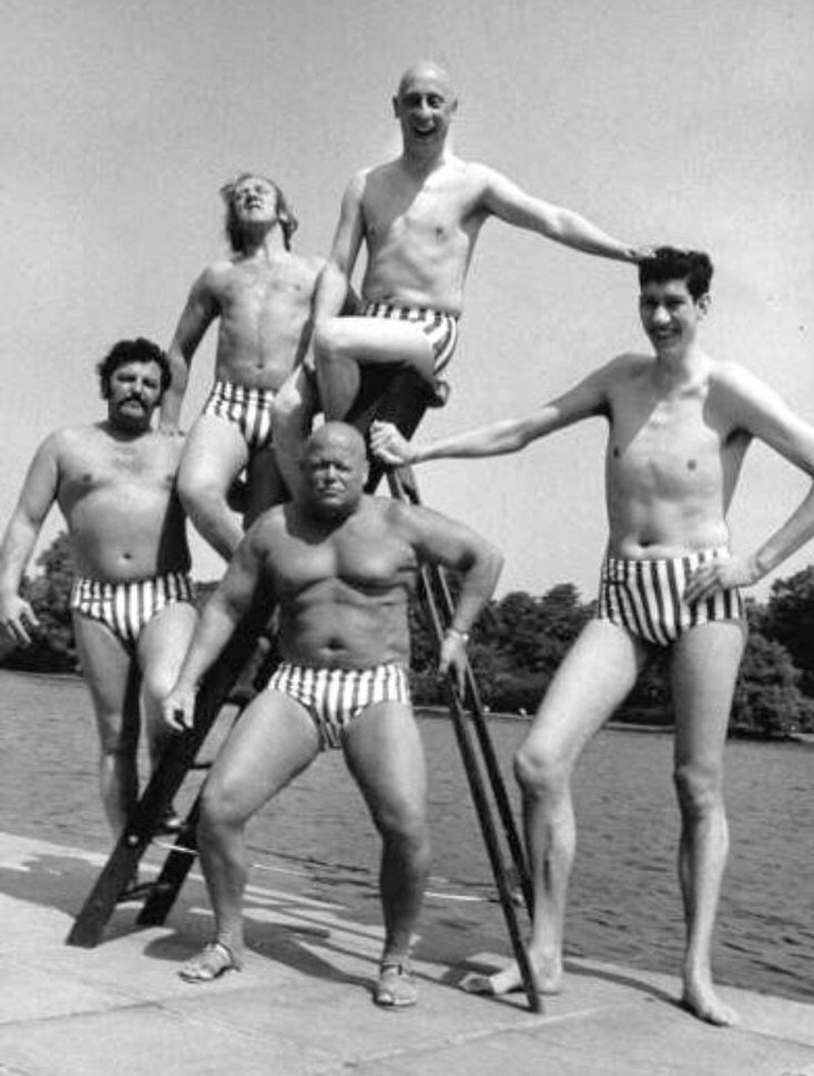 PonySeattle's tweet image. It's Swimsuit Saturday NOW with @freddypants playing beachy tunes out on the patio til 8pm! Suit up for $6 Absoluts!