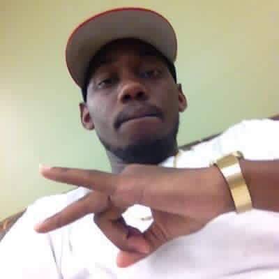 1KooleySanchez's tweet photo. Ya name gon stay alive lil bruh, look at da homies lit bout you #LongLiveTune #GoompLife #LongLiveGoomp https://t.co/z2ZRSkwzzB