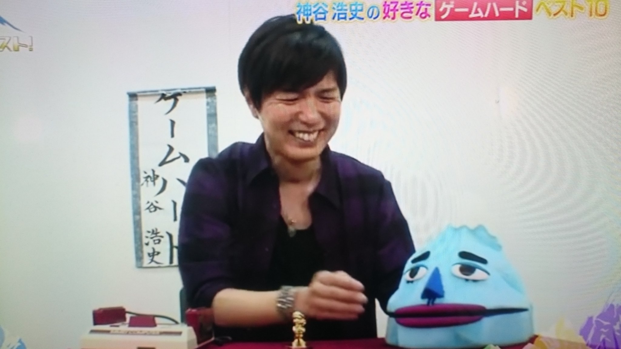 病灰姫 オレベスト神谷浩史回観てたら 最後に神谷さんが もうキスしてやるよ と言ってキスしてたんだけど リップ音ほんとにヤバすぎるし 神谷さんキスするとき顎に手を添えるんだとかって思うと滾るよね 神谷浩史 T Co U4jogqbzlo Twitter