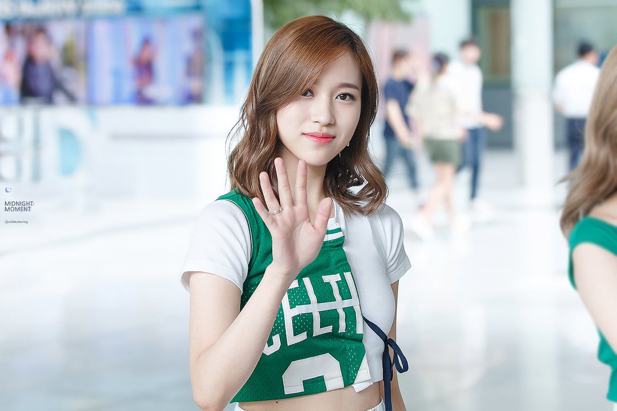 midmoment_'s tweet photo. [HQ] 160613 최화정의 파워타임 출근길

사랑해

#TWICE #MINA #트와이스 #미나 https://t.co/IpJKJIb7DR