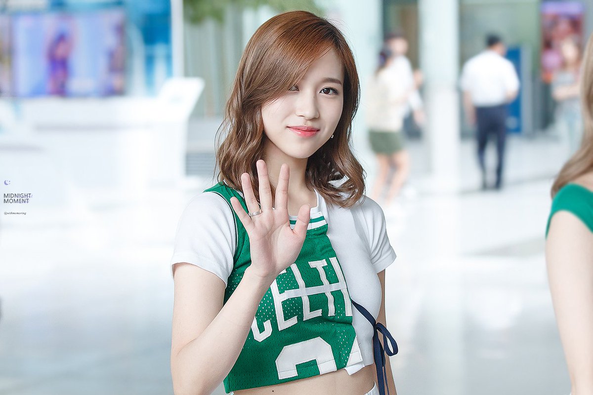 midmoment_'s tweet photo. [HQ] 160613 최화정의 파워타임 출근길

사랑해

#TWICE #MINA #트와이스 #미나 https://t.co/IpJKJIb7DR