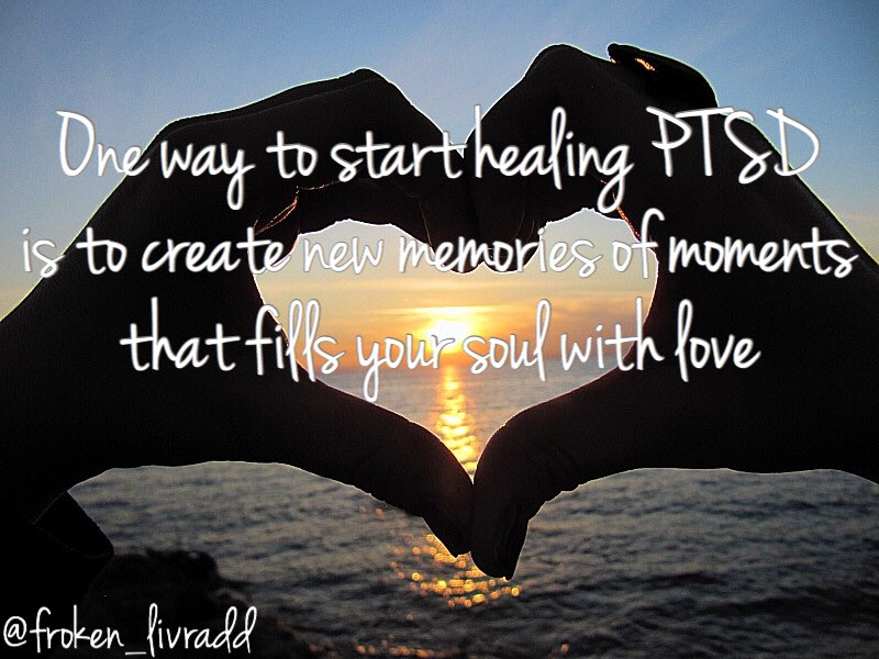 Froken_livradd's tweet photo. Det är inte över än, jag ska ut härifrån! Från #slutenvård &amp; mitt förflutna. Jag drömmer om ett liv jag styr 💙 #ptsd https://t.co/t9Bk0hPZ31
