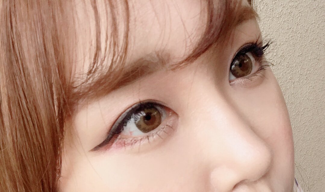 _91mmm's tweet photo. このドンキのマスカラ、下まつげまでめっちゃ自然に長くなるし綺麗に仕上がるからお気に入り!!しかもメイク落とす時つるりと落ちる!やっぱりマスカラは韓国より日本のがいい〜☺️♥️
#LASHHOLIC
#ラッシュホリック
#マスカラ https://t.co/HJLptk0uza
