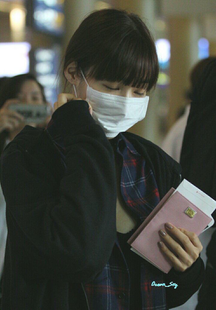 [PIC][10-07-2016]Tiffany trở về Hàn Quốc vào chiều nay Cm_FvZqVYAEYvkN