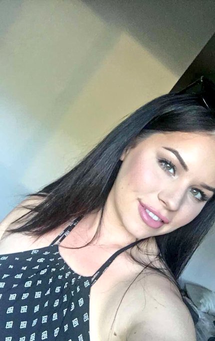 Watching daria and passing out. Kissses everyone and sweet dreams 💋✨🌜 https://t.co/jNrJ25ztfO<a href="/tag/animeexpo2014"class="tags"><span>#animeexpo2014</span></a>