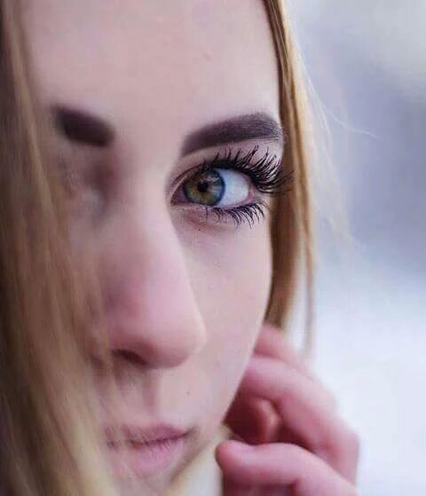 alreeem233's tweet photo. كيف يلتقيان و #هو  رجل يعشق ارتداء النظارات السوداء ...
بينما #هي  ٱنثى لا تجيد سوى لغة العينين ؟!
#ما_وراء_القلوب https://t.co/dNifc3BIez