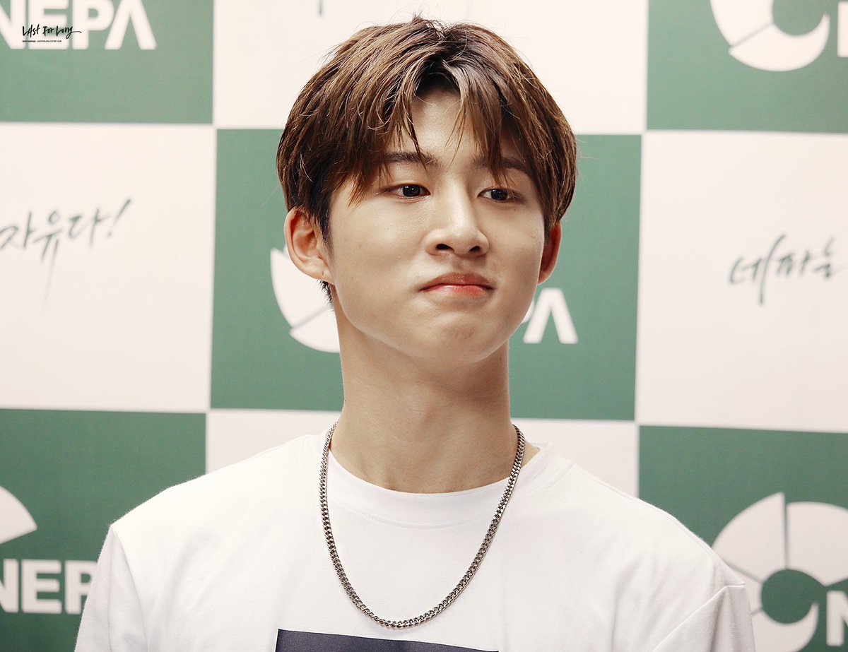 L4L0915's tweet photo. 160709 NEPA #한빈 #김한빈 #HANBIN #BI #iKON 
맘꾸기~💕

https://t.co/2CL2Awpoqk
https://t.co/R1sRAn5JfZ https://t.co/khVfKITkpq