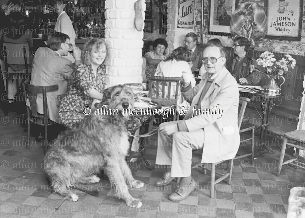 bohoman's tweet photo. #TheRotterdamBar, Belfast, May 1992.
W/thanks to @PhotosAllan for these & many other #SnapsFromOurPast.
#SaveTheRott https://t.co/8svhWabqIN