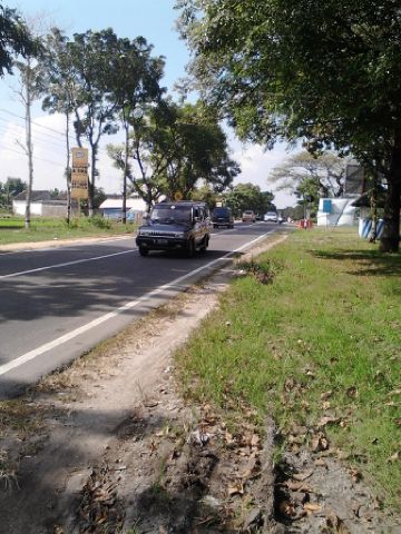 perhubunganjtg's tweet photo. #InfoMudik Arus LL Solo-Sragen sd Banaran (Batas Jatim) dan sebaliknya terpantau lancar, cuaca cerah @ganjarpranowo https://t.co/epupuWrR76