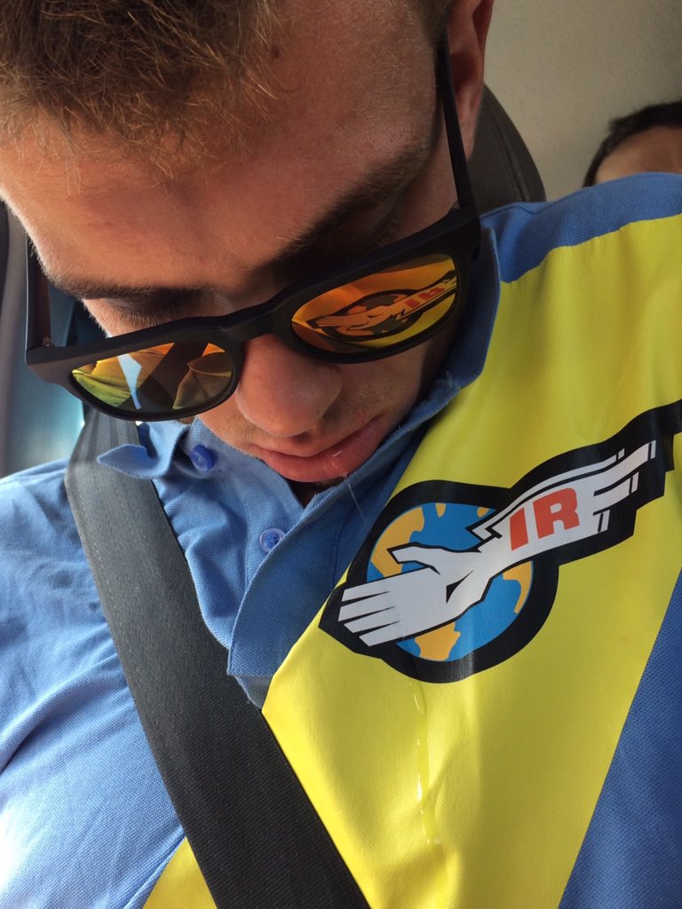 Tunderbird zijn is een behooorlijk vermoeiende bezigheid #carbagerun #kwijl #slapen