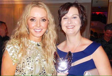 FD_RobM's tweet photo. Look out for @PrideOfBritain Fundraiser of the Year @paulamaguireMND at today's #Leeds10k, running for @mndassoc. https://t.co/AXO0gvD15e