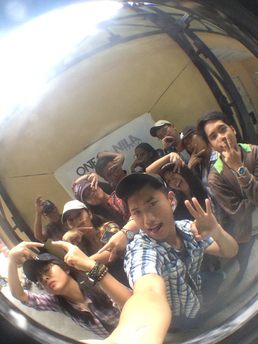 YFCMMSouthA's tweet photo. South A leaders at MetroManila Leaders Assembly #OneMnl #squadgoals https://t.co/fCL3XiSifd