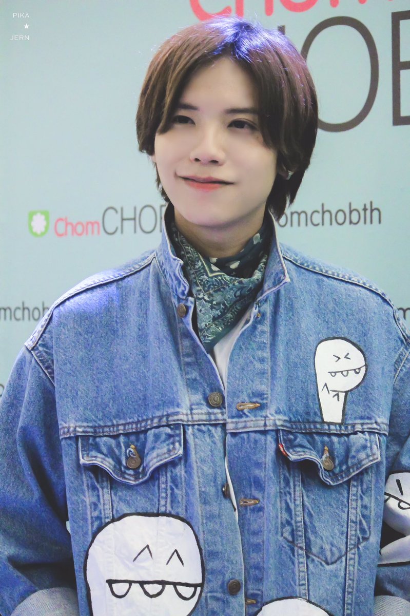 kacha_nontanunx's tweet photo. cr.PikaJerN: 160706 ผมยาวแสกกลางละหน้ายาวกะหน้าหวานไปอีกรู้บ้างมั้ย ꒰˘̩̩̩⌣˘̩̩̩๑꒱♡
#ChomChobTH @ Kacha_AF8 https://t.co/zghh7l4t6O