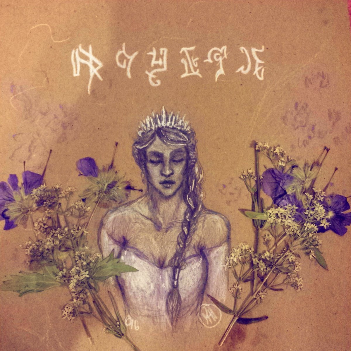 Lady_Drawsalot's tweet photo. She'd be the greatest Queen. If she let herself be. #art #draw #drawing #flowers #queen #oc #crystal #artist https://t.co/CoUM9DKUrl