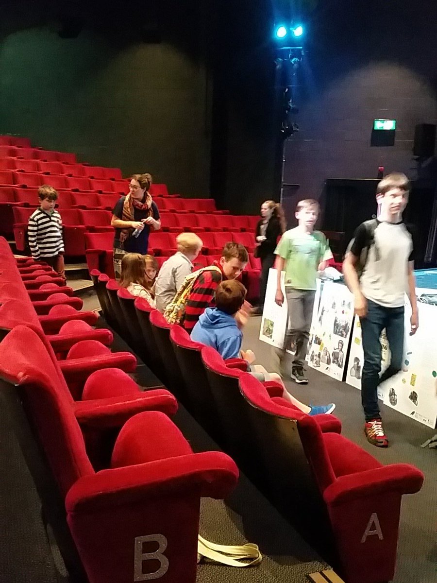 The theatre is filling up! #gulbsharingday