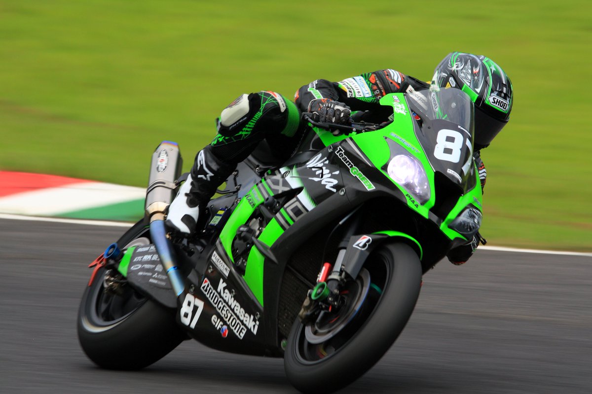hiro9821's tweet photo. 7月6日 鈴鹿8耐合同テスト。
No.87 Team GREEN
柳川明選手 @87akirayanagawa
#鈴鹿8耐 #8ai #これを見た人はKAWASAKIの画像を貼れ https://t.co/n008QscuRZ