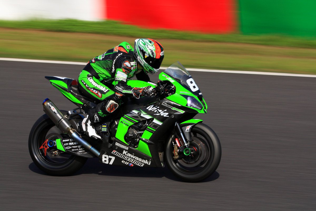 hiro9821's tweet photo. 7月6日 鈴鹿8耐合同テスト。
No.87 Team GREEN
渡邊一樹選手 @kazuki__26
#鈴鹿8耐 #8ai #これを見た人はKAWASAKIの画像を貼れ https://t.co/x1PcKRqR4J
