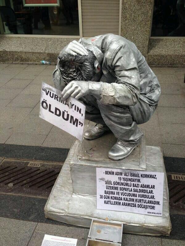 KESK1995's tweet photo. Yüz kere, bin kere, milyon kere haykırıyoruz
Eşkiya Dünyaya Hükümdar Olmaz #AliİsmailKorkmaz https://t.co/3HKs1scBtt