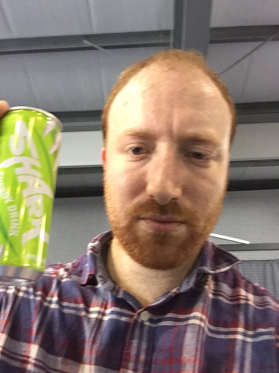 UKracketlon's tweet photo. And the crowd go wild with @_SHARKEnergy at the Latvian Racketlon open #bringoutthebeast #appleandmelon https://t.co/IRwUUCRHmF
