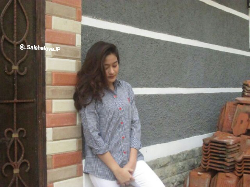 _SalshalovaJP's tweet photo. BTS @salshaabilaa foto endorse ❤ #Salshalova #salshabillaadr #salshabillaadriani https://t.co/WBy1UlVP9O