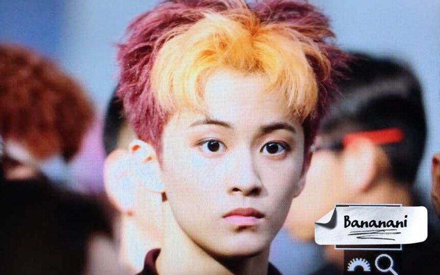banananiiii's tweet photo. 160710 김포공항 #마크 #NCT #MARK https://t.co/k1zKrpBSbk