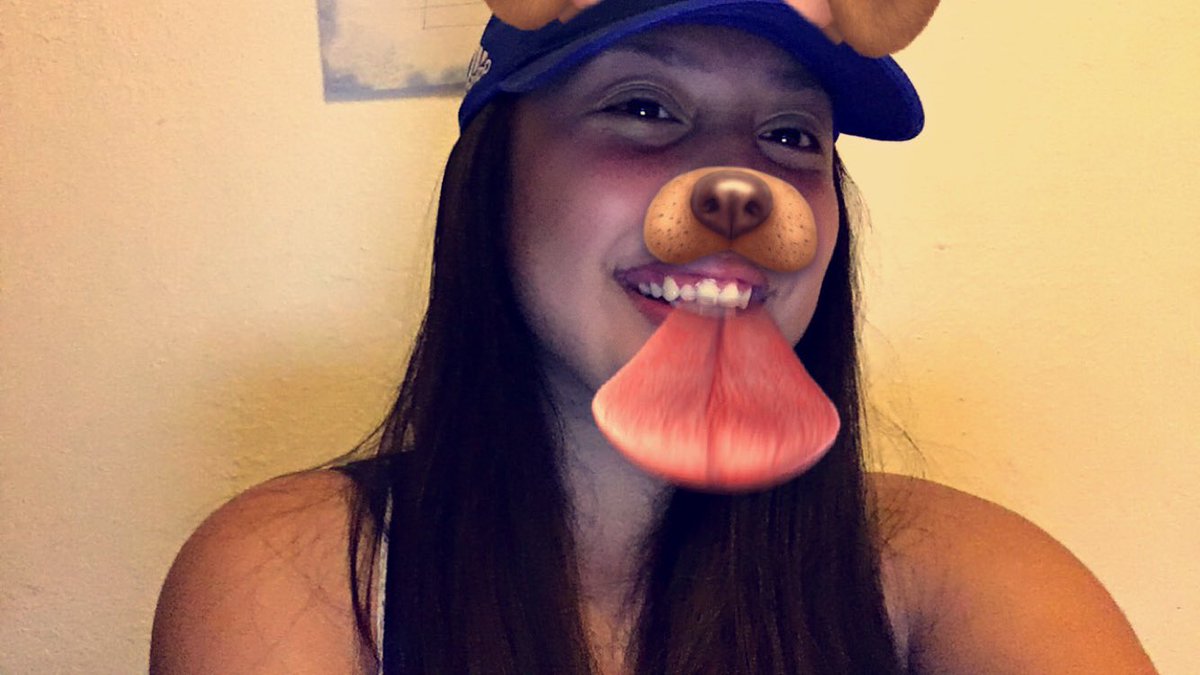 itsnotcathh's tweet photo. crying cuz of how cute these #fraybaes are ๐ญ๐๐ญ #SelfiesForFraydoe https://t.co/bRPGQAMCNm