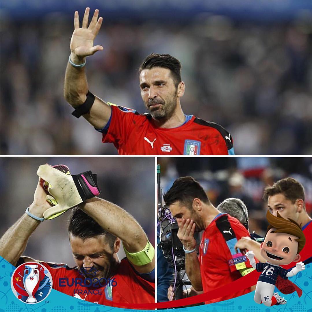 watchingoals's tweet photo. The last thing I want to see how crying #Buffon :(( 
#LEGEND #Ger #Ita #EURO2016 #watchingoals #wg https://t.co/1xco7jTi6t