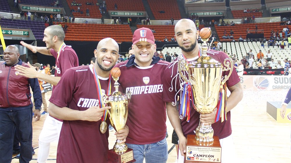 Pdte del Poliedro de Caracas <a href="/potroalvarez/">El Potro Alvarez</a> nuevamente presencia la gran victoria de la <a href="/FVBaloncesto/">FVBaloncesto</a> #SomosVenezuela