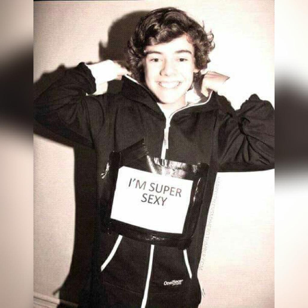 Noelitha_jerez's tweet photo. Maraton de fotos de harry🙈
#1DPROMISE #1DProjectNeverEnough #vuelvelamafiadirectioner https://t.co/yZRbZQOMkC