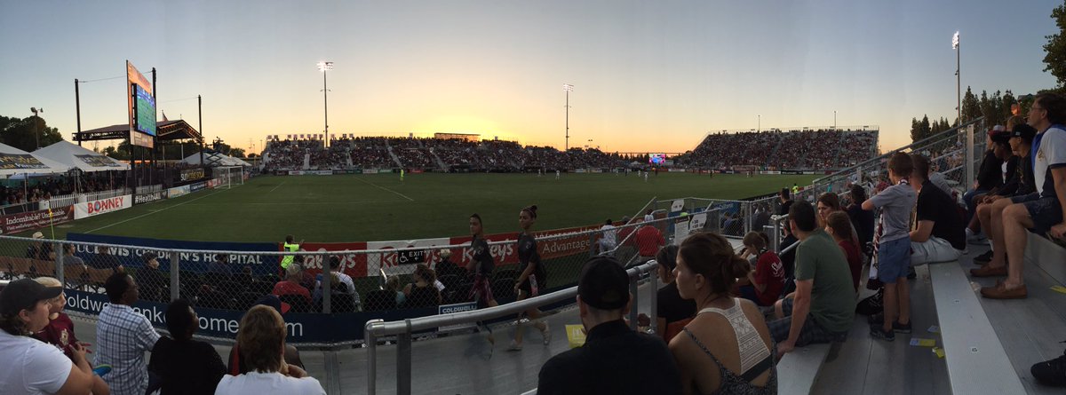 GoBizJason's tweet image. Enjoying the beautiful evening @SacRepublicFC match in #California capital.  #TBB