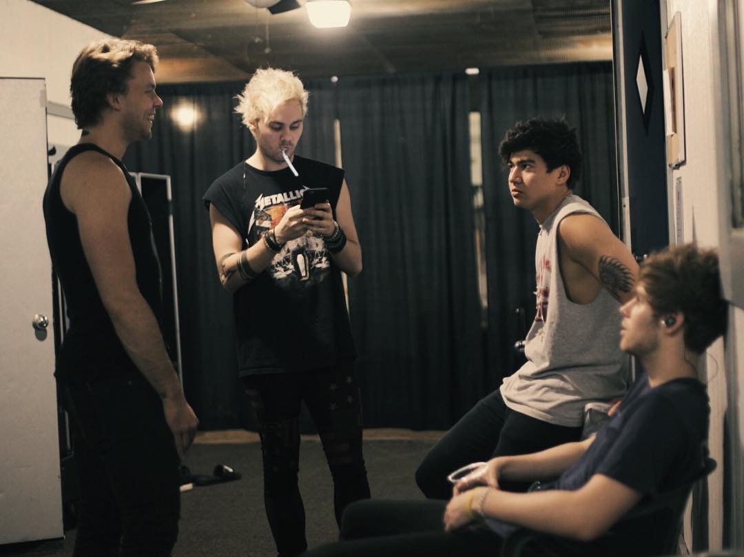ID5SOSFAMS's tweet photo. 5sos posted this on Instagram.
#VeranoMTV12016 5 Seconds of summer https://t.co/mTECUUVUCh
