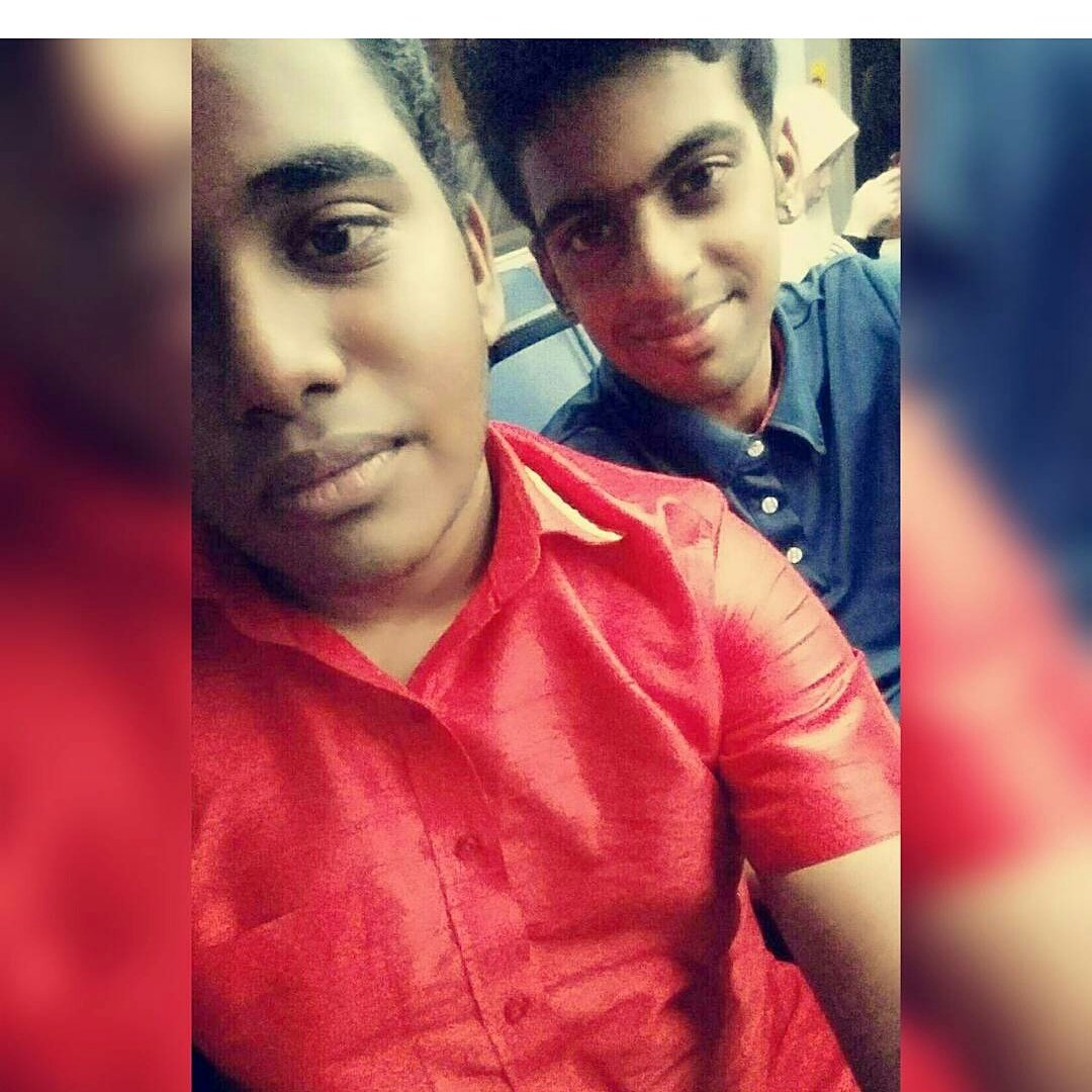 Prasanth_boi's tweet photo. Temple with my loveones💕
01/07/16💕 #Vadex https://t.co/rWisEsbSAu