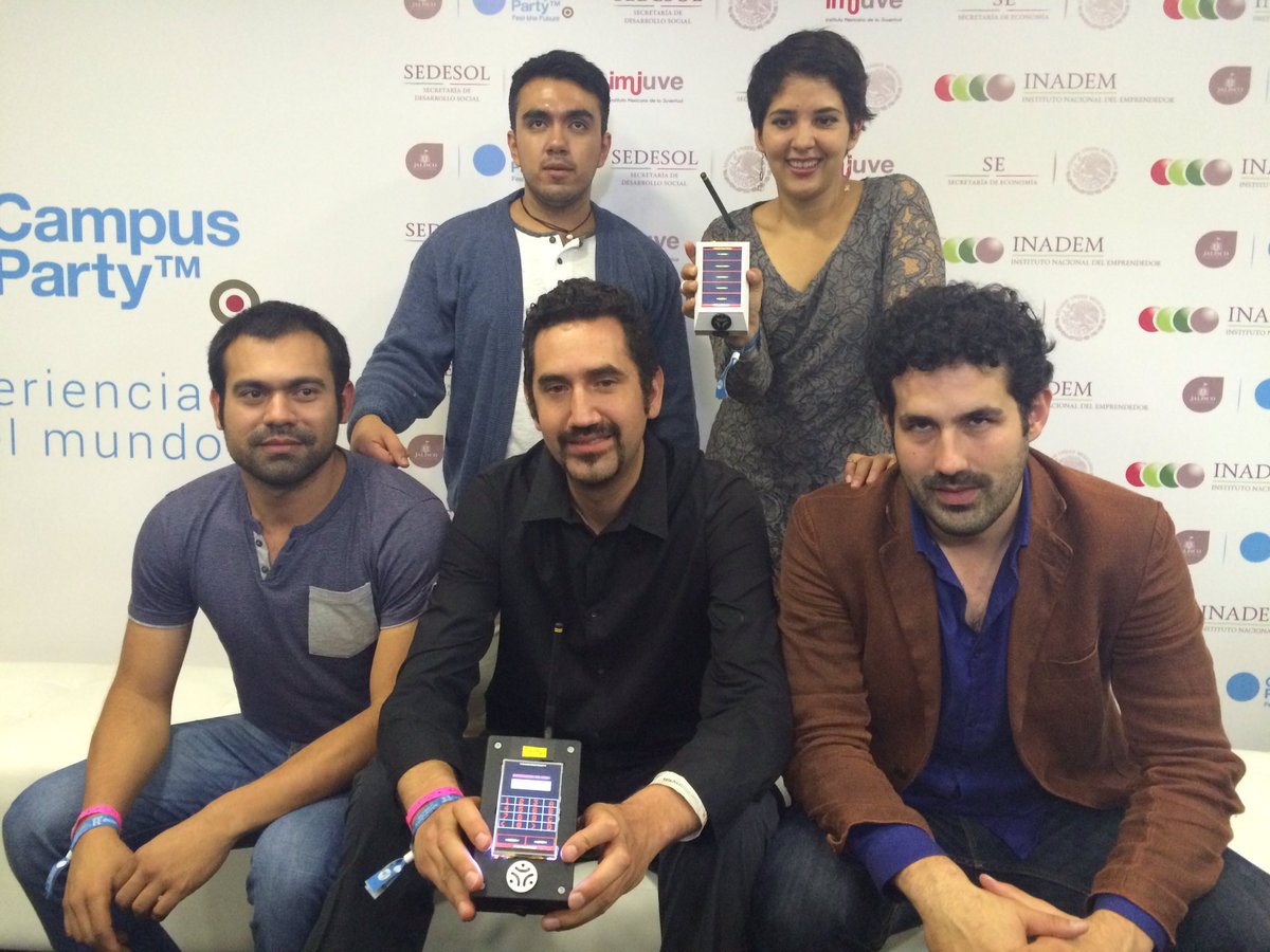 altonivel's tweet image. #BRAINIACS, equipo ganador del #hackatoncpmx de #CampusParty #CPMX7
