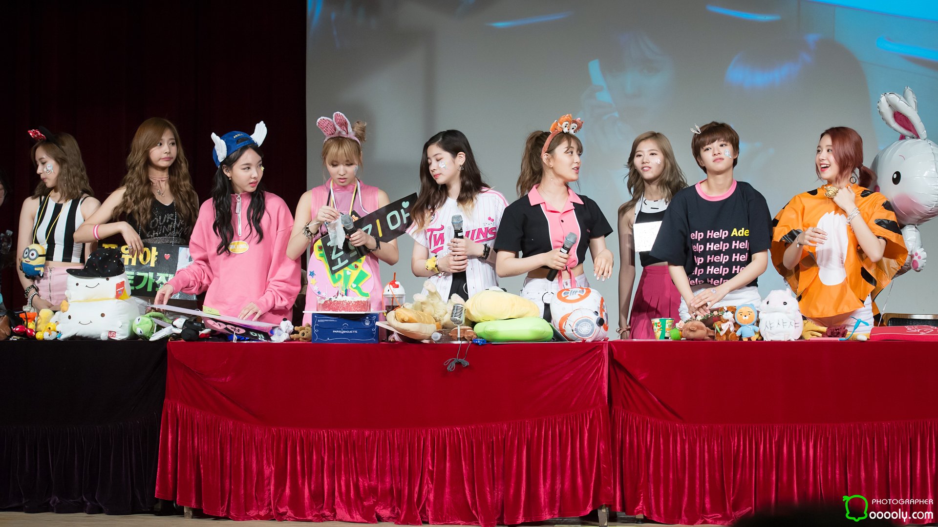 Desss Dl Twice Nowon Fansign By Dooooly 0p T Co Ymksyu5jmr Twice 트와이스 T Co V7fv1qedk3 Twitter