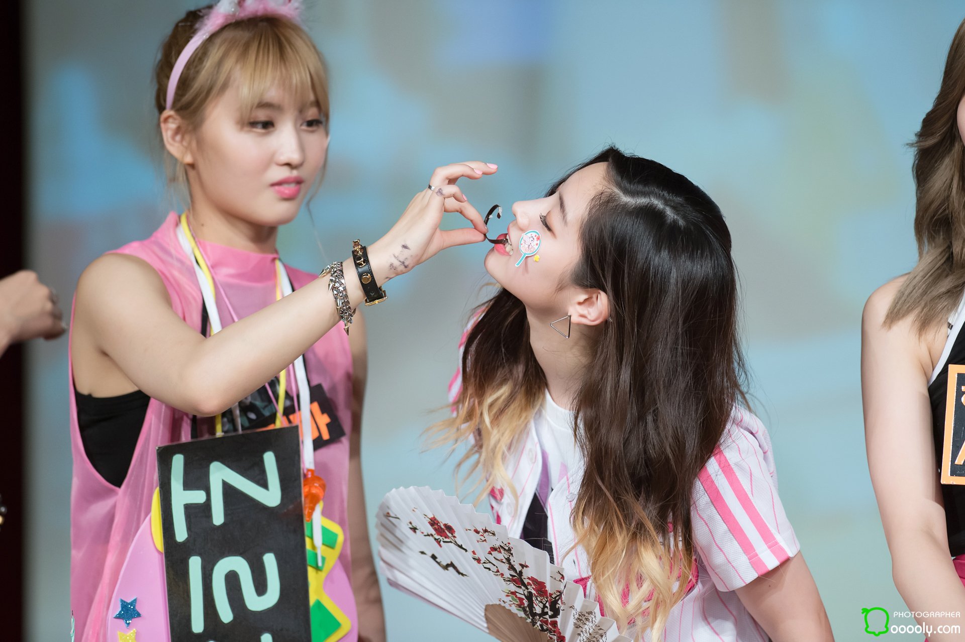 Desss Dl Twice Nowon Fansign By Dooooly 0p T Co Ymksyu5jmr Twice 트와이스 T Co V7fv1qedk3 Twitter