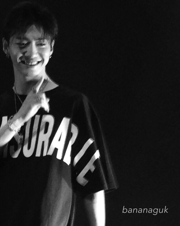 bananaguk's tweet photo. Mad love &amp; respect for you @BAP_Bangyongguk 🙏🏻💕 #BAP #BangYongguk #LOESG2016 https://t.co/iX9P8RvHXQ