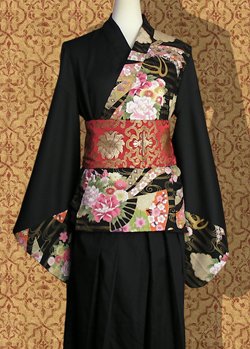 服の作り方と型紙うさこの洋裁工房 コスプレ衣装で着物っぽいんだけどそでが普通の服みたい なれてないから着崩れるという方 着物風 ブラウスの型紙でつくれば普通のブラウス感覚で作れます 作り方頁に姫そでや半そでの型紙もあるよ T Co Xqiw3sxhl5