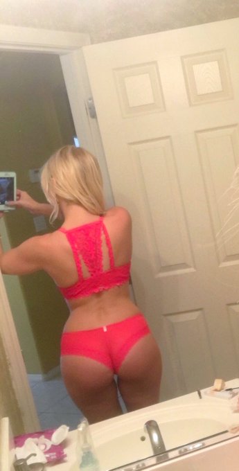 2 pic. Some pics from earlier Front and back? https://t.co/wOo2An53jb