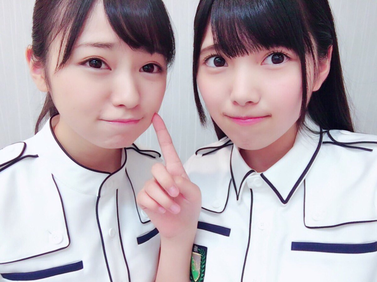 O Xrhsths まなぶん 坂道stuヲタ Sto Twitter ちびーず可愛すぎー ちびーずポーズ握手会でやるしか 笑 ちびーず 欅坂46 今泉佑唯 上村莉菜