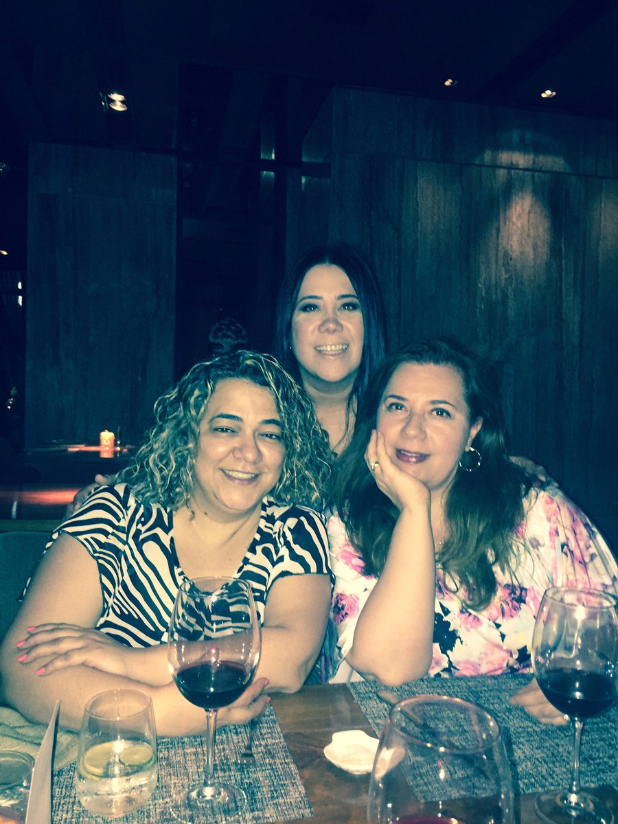 Y que llega mi bella Amiga Elsa a la celebración #SelfiePeregrino