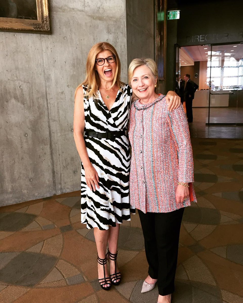 Tarrie89's tweet photo. For my first #ConnieCrushSunday in Taiwan I give y'all the Queen of life! β€β€ #beyondFlawless #heels #legsfordays π₯πβ€ https://t.co/A9tzLB2rj7