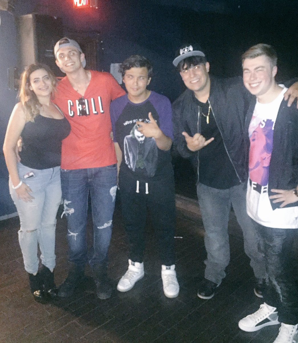 Squad Goals ! <a href="/OfficialLiron/">Liron</a> @HaydenDeveaux <a href="/AlexMacielMusic/">Alex Maciel</a> <a href="/kylemcvea/">Kyle McVea</a> @AcousticBash