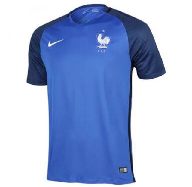 futboleross11's tweet photo. #EURO2016 
¿Qué camiseta te gusta más?
#FRA #POR #WAL #GER https://t.co/AeLDEfzhEy