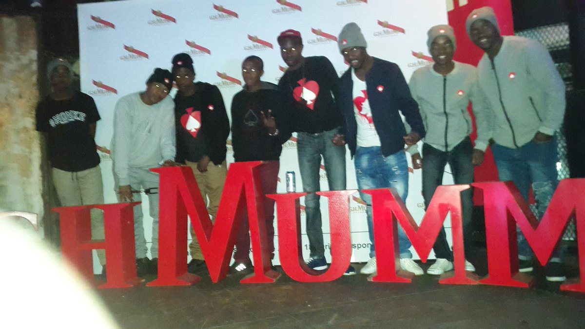 sbudanox's tweet photo. Together we are @Kentaholics ....Salute @TumiMokitlane @DJKENTSA @Zone6Venue #EvolutionX @debutstore #ACEDUP♠☝ https://t.co/0IJEBRmL0x