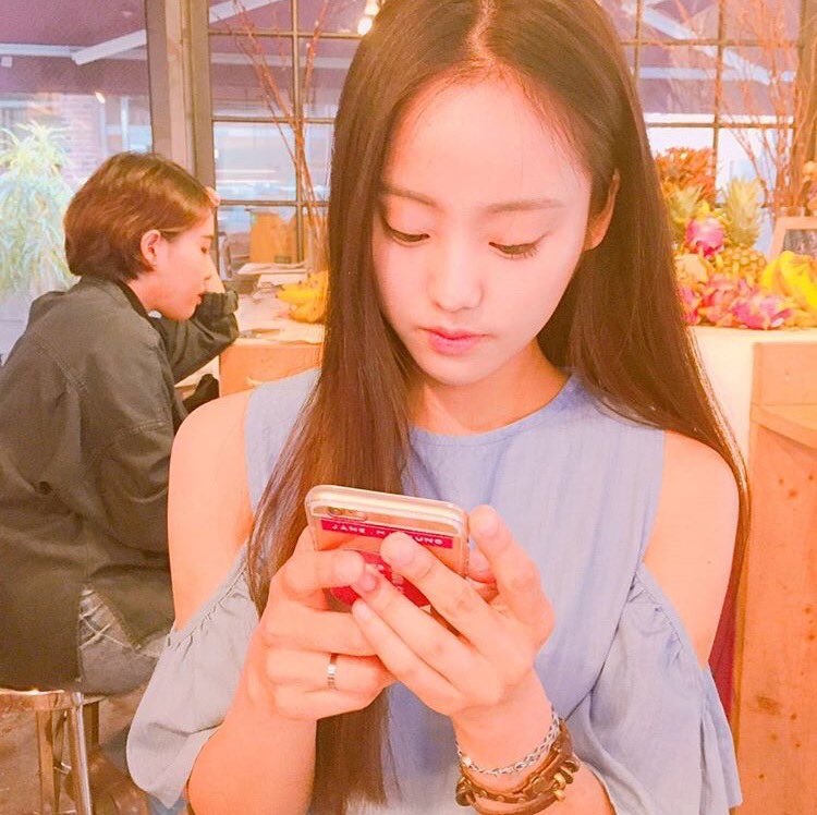 @euna_102794 Instagram Update:
#allgrownup
#cutie
#ilyjane
#girly♡